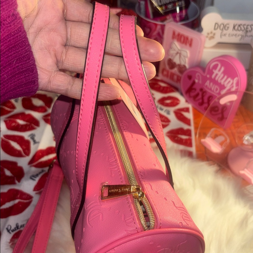 Juicy Couture Pink Barrel Bag - Picture 4 of 11